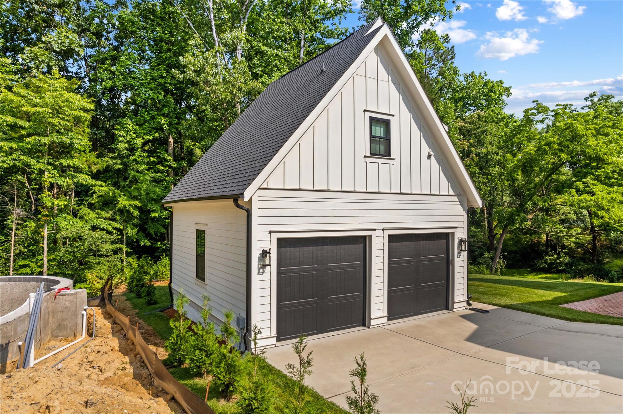 269 Conroy Avenue Davidson, NC 28036 - Photo 39 of 48 a view of front house and garden