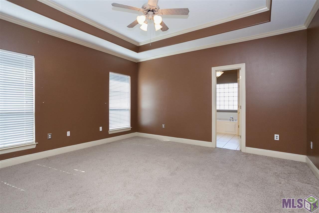 2324 Hunters Trail Drive Baton Rouge, LA 70816 - Photo 9 of 20 Gallery Image 9