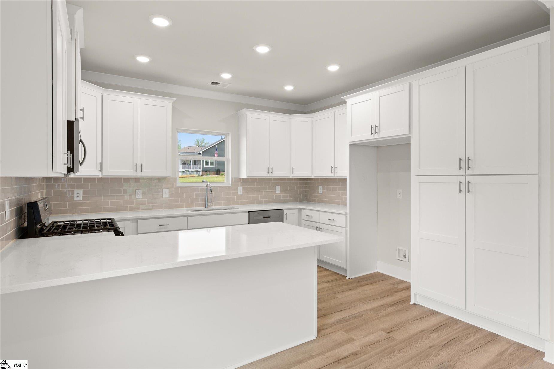 247 Chickadee Trail Easley, SC 29642 - Photo 6 of 29