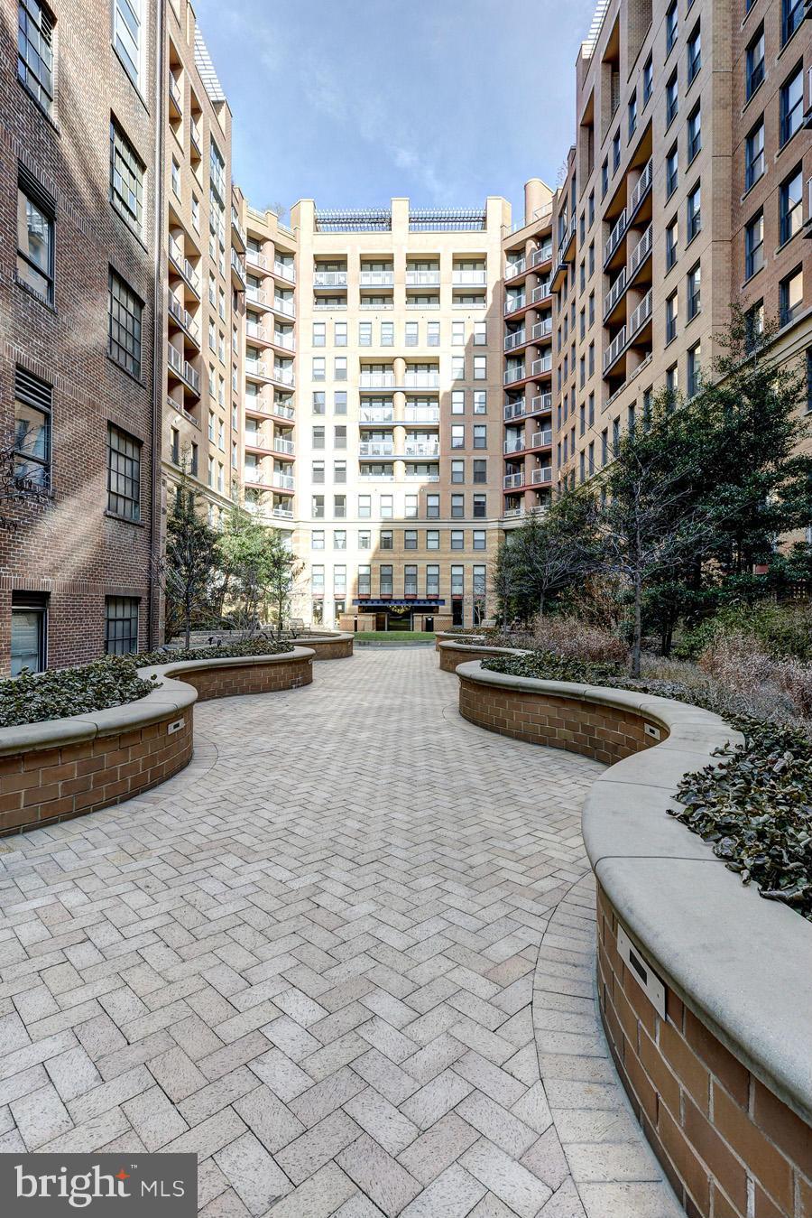 616 E Street Northwest, Unit 1118 Washington, DC 20004 - Photo 21 of 30 Courtyard