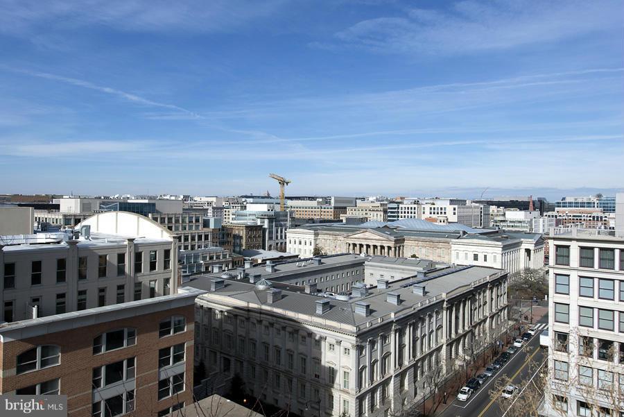 616 E Street Northwest, Unit 1118 Washington, DC 20004 - Photo 28 of 30 Community roof view