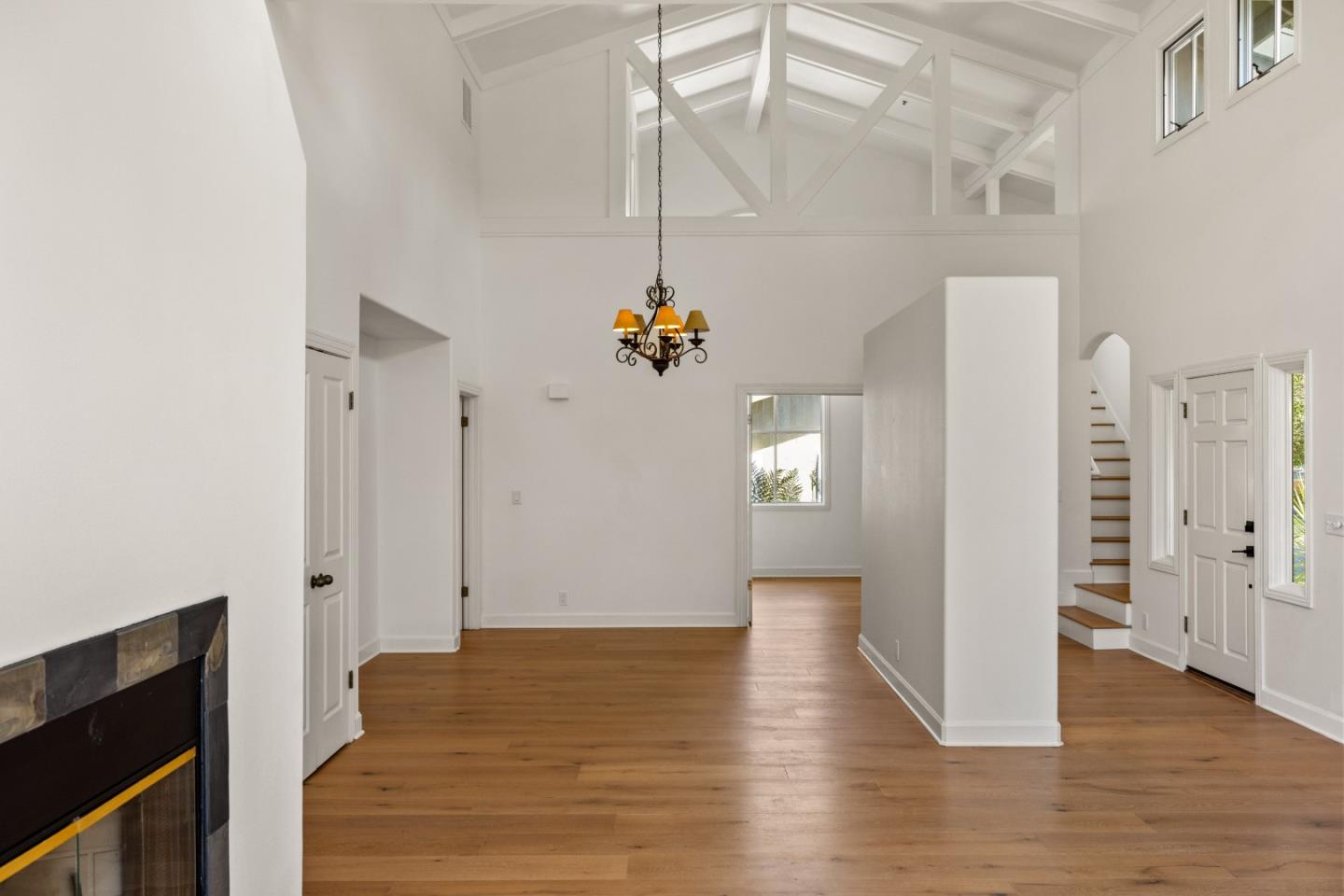 25399 Markham Lane Salinas, CA 93908 - Photo 7 of 43