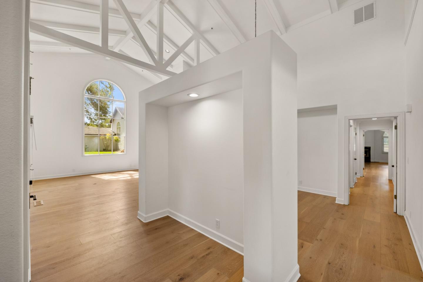 25399 Markham Lane Salinas, CA 93908 - Photo 8 of 43
