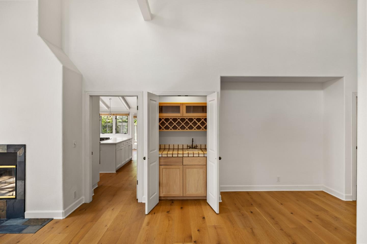 25399 Markham Lane Salinas, CA 93908 - Photo 10 of 43