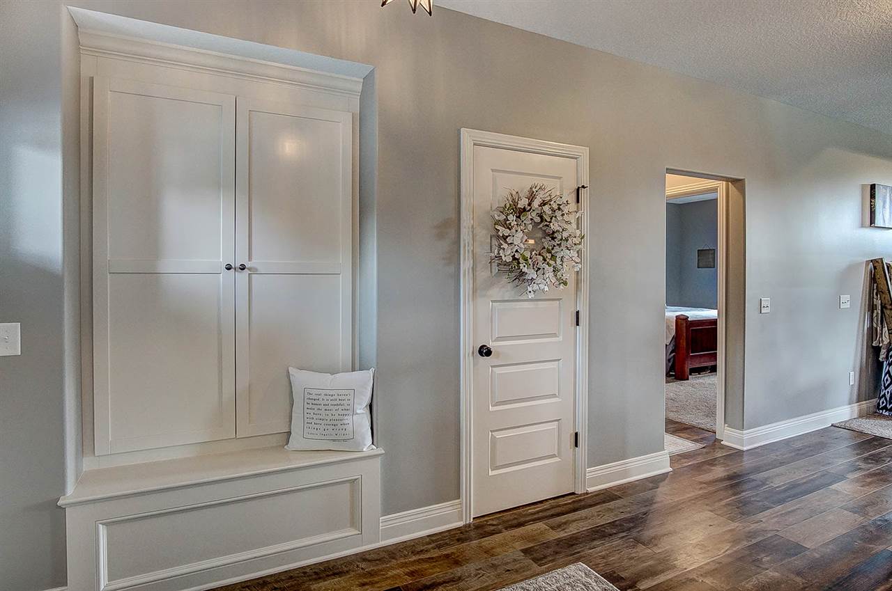 12050 North County Line Road East Spencerville, IN 46788 - Photo 4 of 36 Gallery Image 4