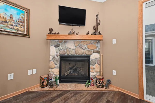 $599,900 | 5730 Eagle Point Drive, Caledonia, WI 53406