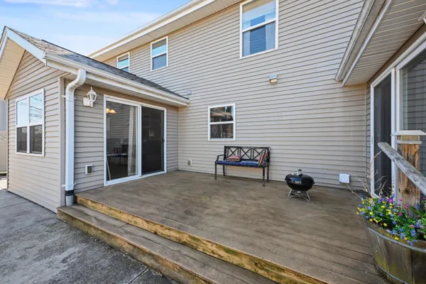 $599,900 | 5730 Eagle Point Drive, Caledonia, WI 53406