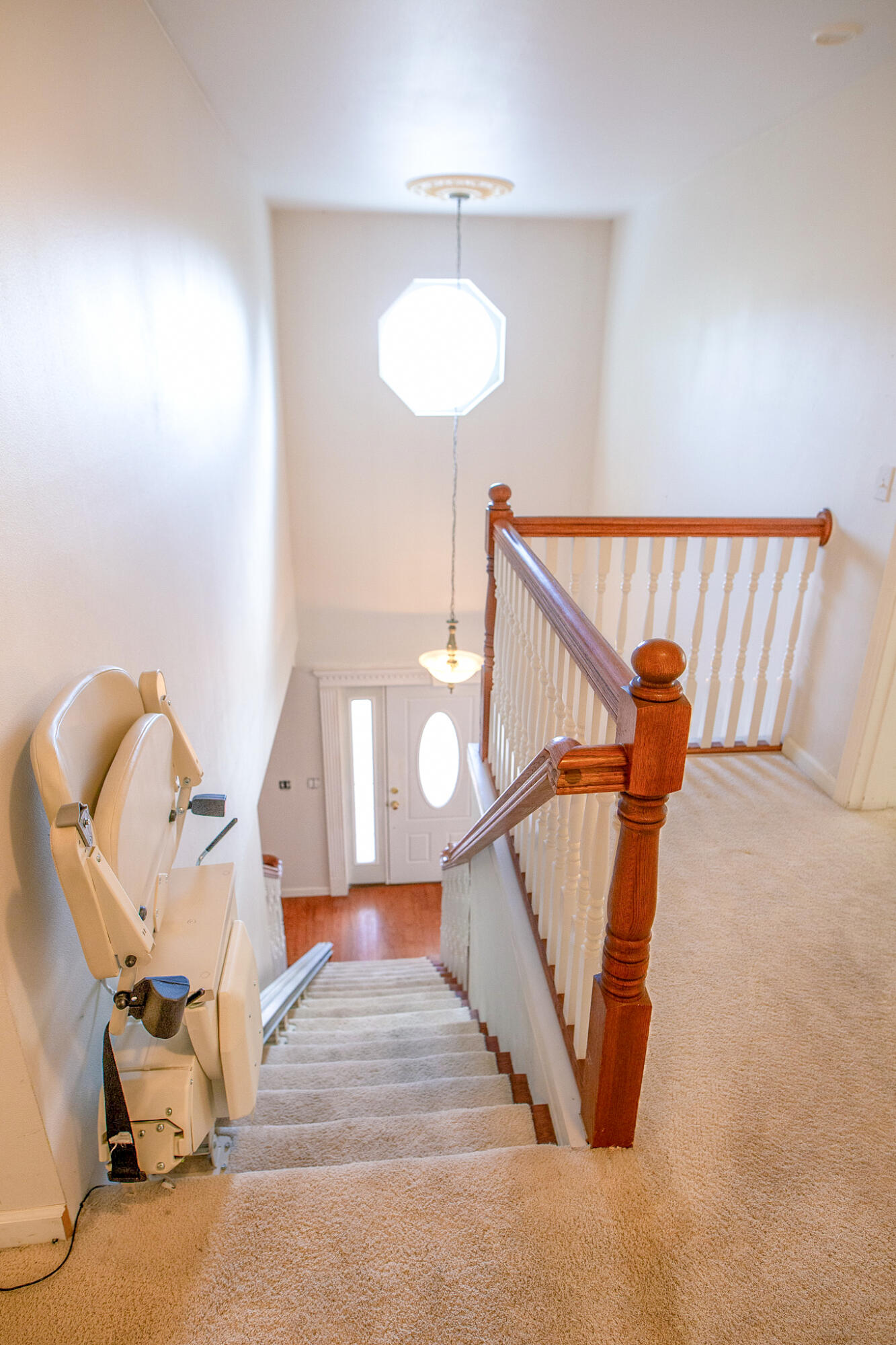 6620 Scottsbluff Road Klamath Falls, OR 97601 - Photo 15 of 51 Lift Chair