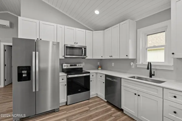 $240,000 | 153 Long Pond Loop, Swansboro, NC 28584