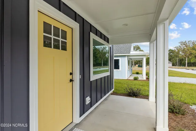 $240,000 | 153 Long Pond Loop, Swansboro, NC 28584