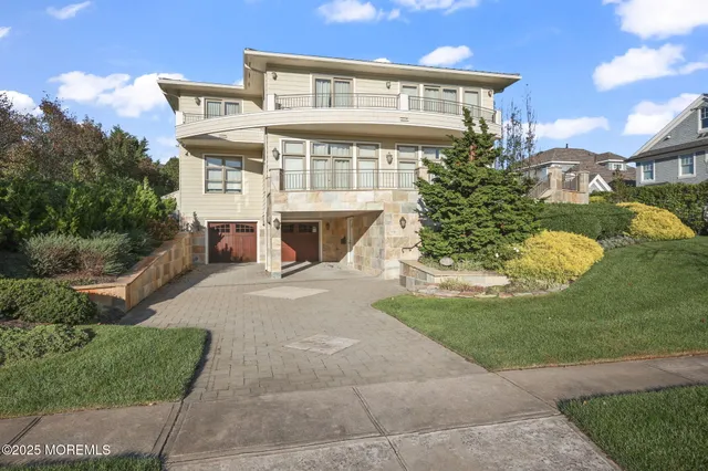 $5,695,000 | 108 Howell Avenue, Spring Lake, NJ 07762