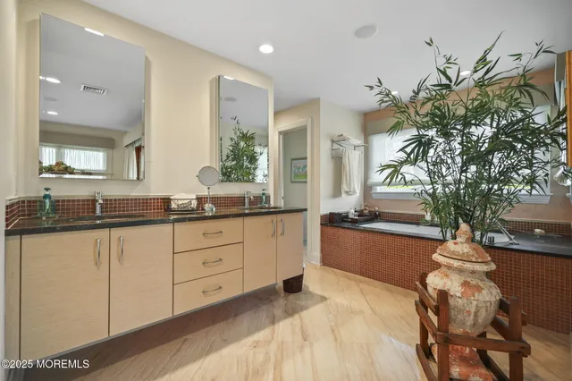 $5,695,000 | 108 Howell Avenue, Spring Lake, NJ 07762