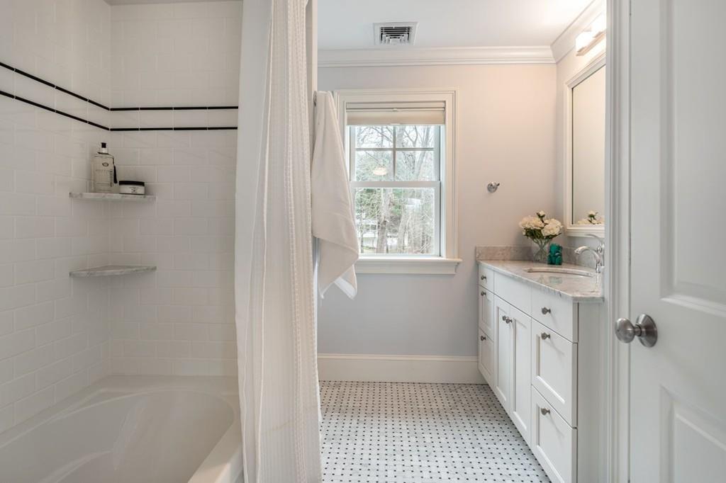 12 Luongo Farm Lane Lexington, MA 02421 - Photo 20 of 26 Gallery Image 20