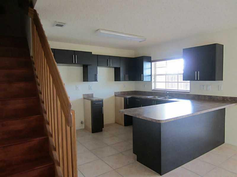 15867 Southwest 68th Terrace, Unit 15867 Miami, FL 33193 - Photo 5 of 19 Exterior Front