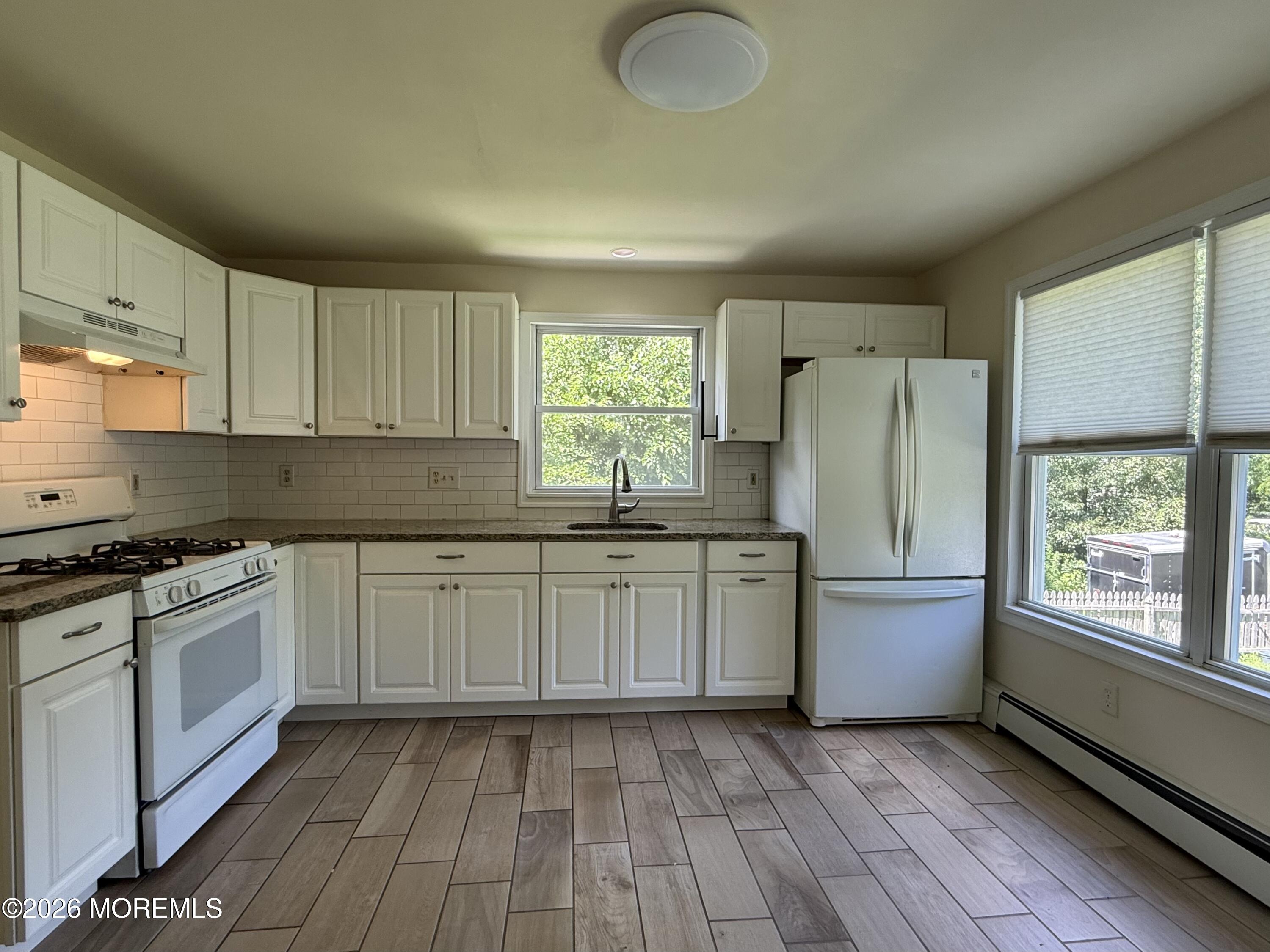 236 West Farms Road Farmingdale, NJ 07727 - Photo 5 of 15 IMG_1983