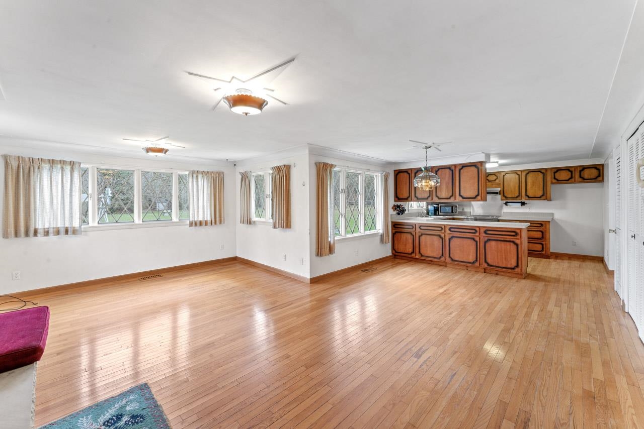 4075 East Farrand Road Clio, MI 48420 - Photo 13 of 36 50171965-8cfabdf2-2997-4ba2-9d80-33d73c37d5b7.JPG