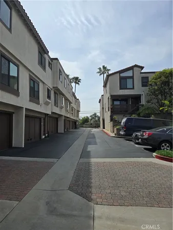 $3,300 | 3723 Emerald Street, Unit B, Torrance, CA 90503