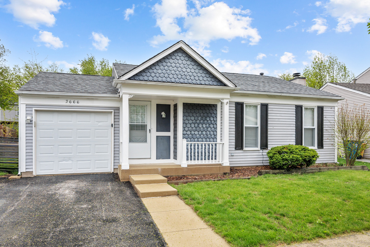 2666 Prairieview Lane Aurora, IL 60502 - Photo 2 of 23