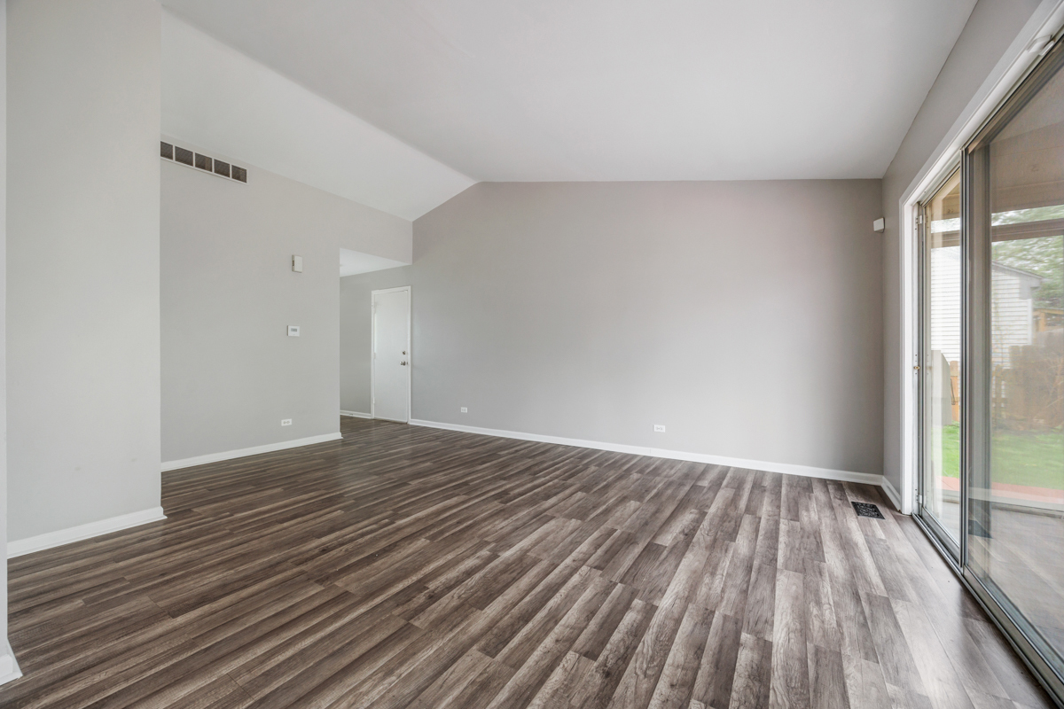 2666 Prairieview Lane Aurora, IL 60502 - Photo 4 of 23
