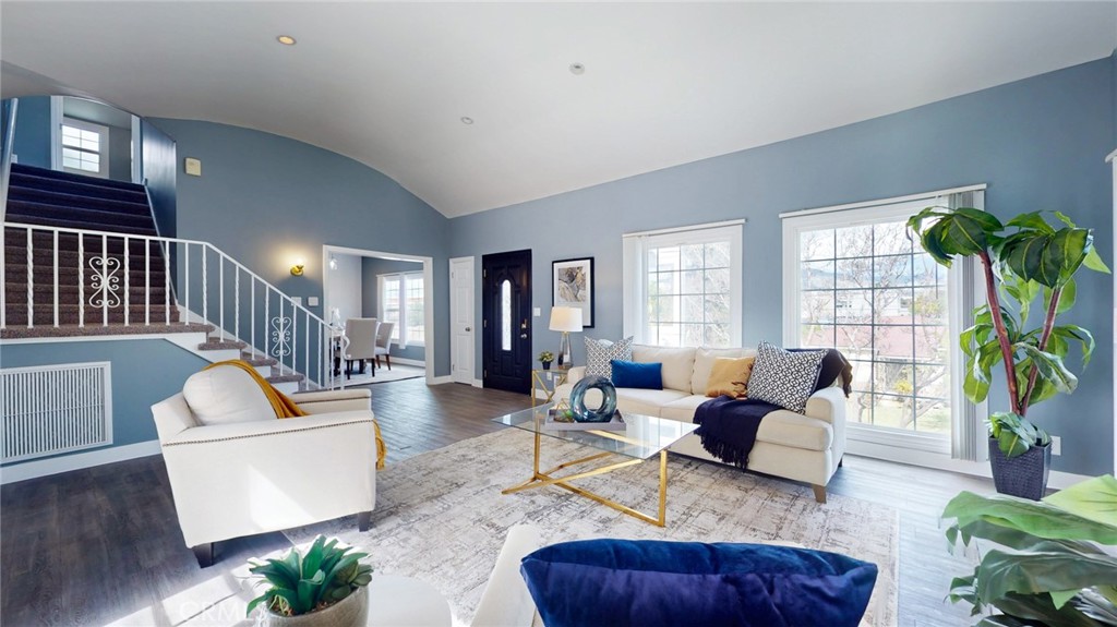 1214 Romulus Drive Glendale, CA 91205 - Photo 4 of 51