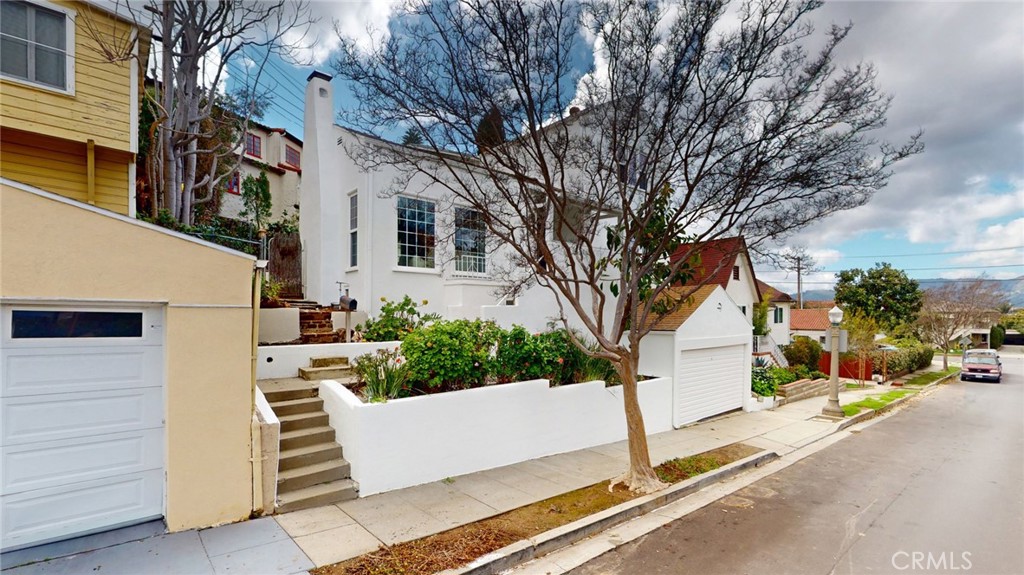 1214 Romulus Drive Glendale, CA 91205 - Photo 6 of 51