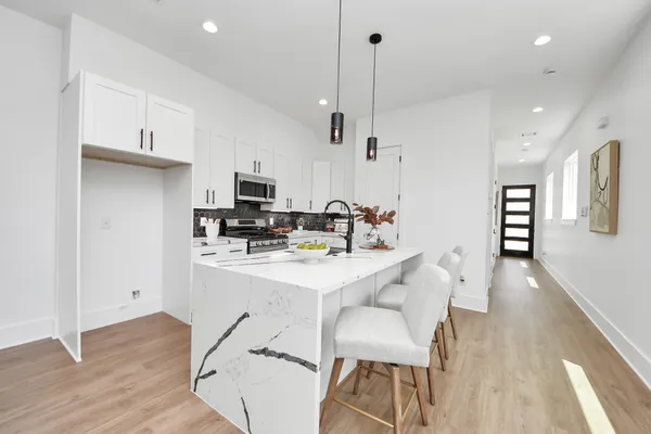 $2,250 | 5029 Broom Street, Unit A, Houston, TX 77091
