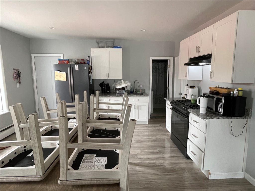 89 Chester Street Woonsocket, RI 02895 - Photo 4 of 22 Unit 3
