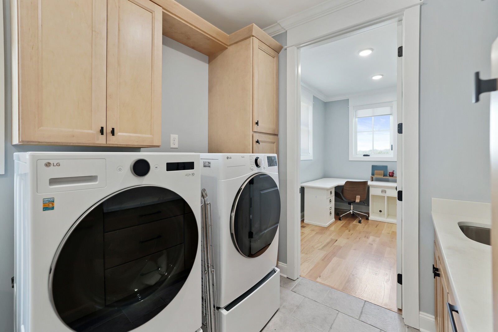 3755 Holmes Gap Road Watertown, TN 37184 - Photo 17 of 71 a utility room with dryer and washer