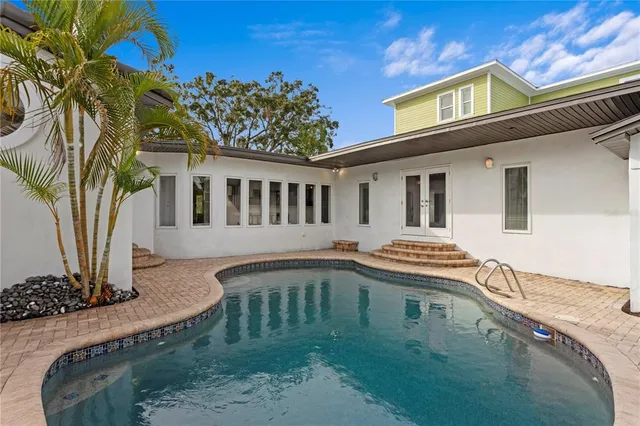 $9,500 | 2610 South Dundee Street, Tampa, FL 33629