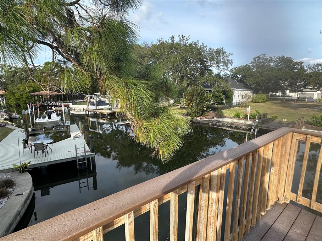 2610 South Dundee Street Tampa, FL 33629 - Photo 3 of 41