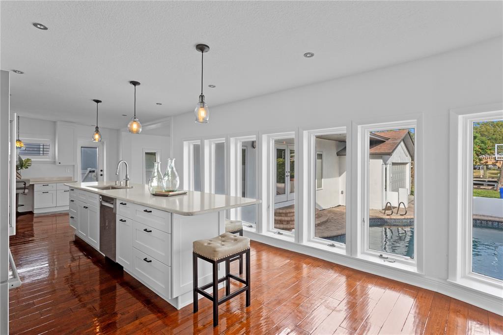 2610 South Dundee Street Tampa, FL 33629 - Photo 8 of 41