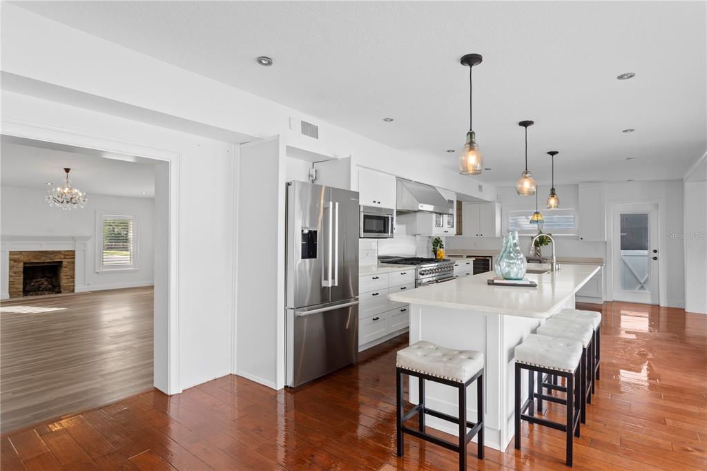 2610 South Dundee Street Tampa, FL 33629 - Photo 10 of 41