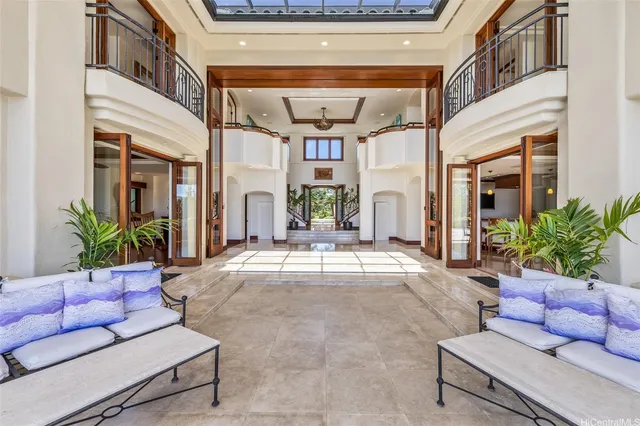 $16,750,000 | 255-257 Portlock Road, Honolulu, HI 96825