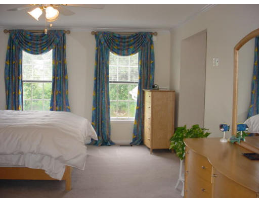 36 Robert Road Marlborough, MA 01752 - Photo 7 of 15 Gallery Image 7