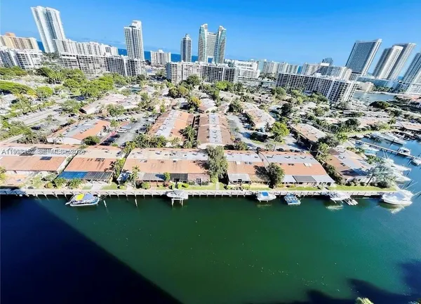 $2,150 | 2500 Parkview Drive, Unit 1803, Hallandale Beach, FL 33009