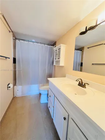 $2,150 | 2500 Parkview Drive, Unit 1803, Hallandale Beach, FL 33009