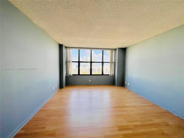 $2,150 | 2500 Parkview Drive, Unit 1803, Hallandale Beach, FL 33009