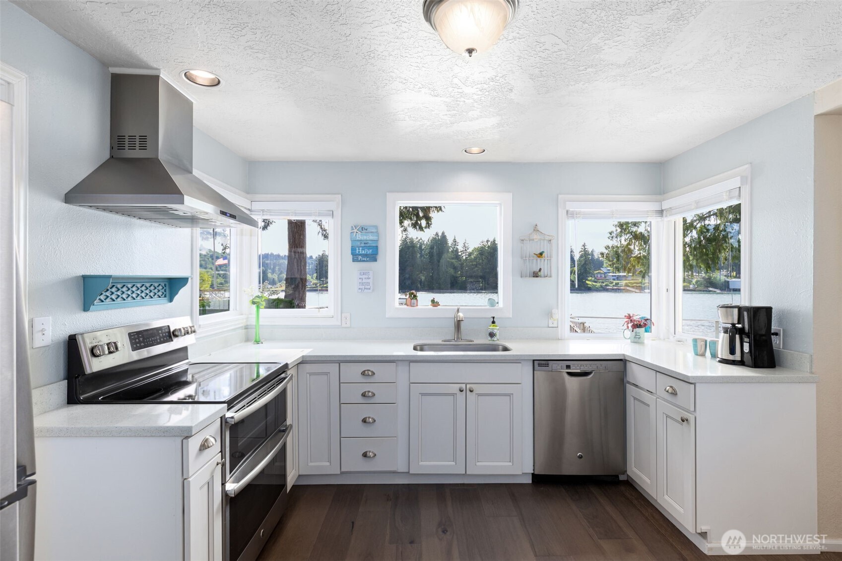 1312 Northeast Peterson Road Keyport, WA 98345 - Photo 12 of 40