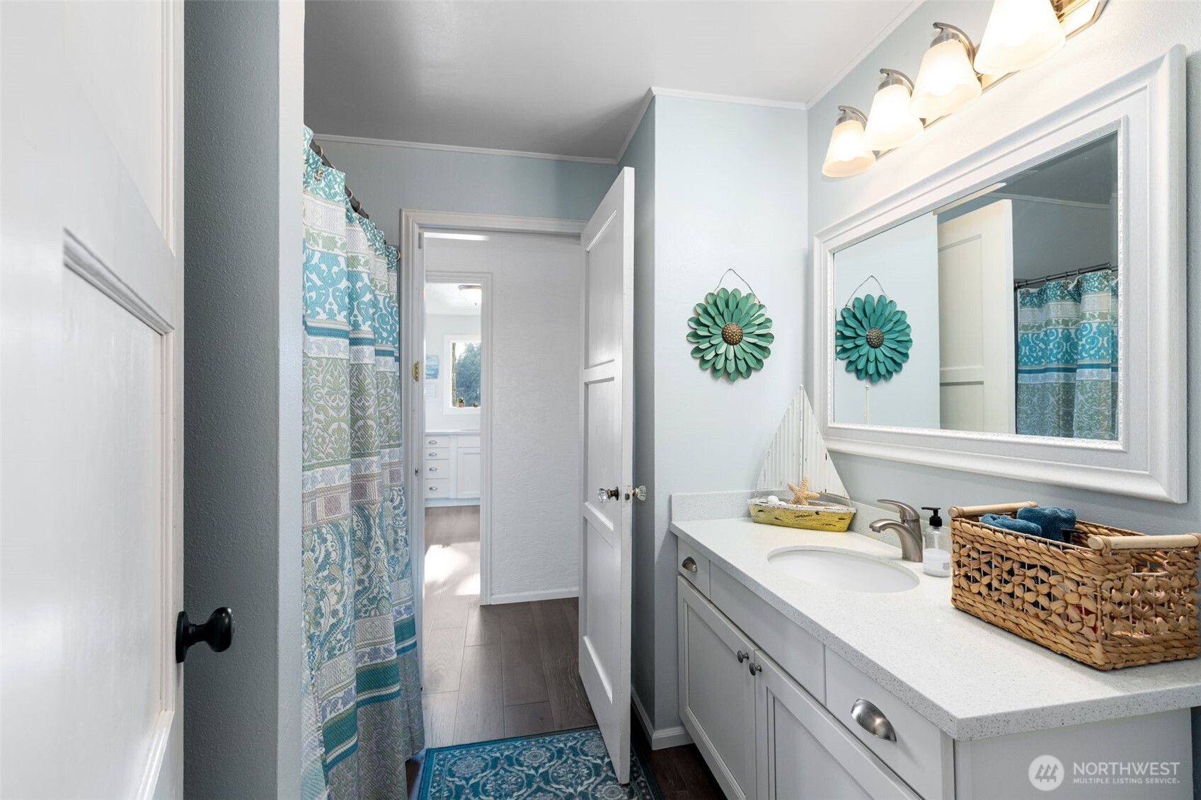 1312 Northeast Peterson Road Keyport, WA 98345 - Photo 19 of 40