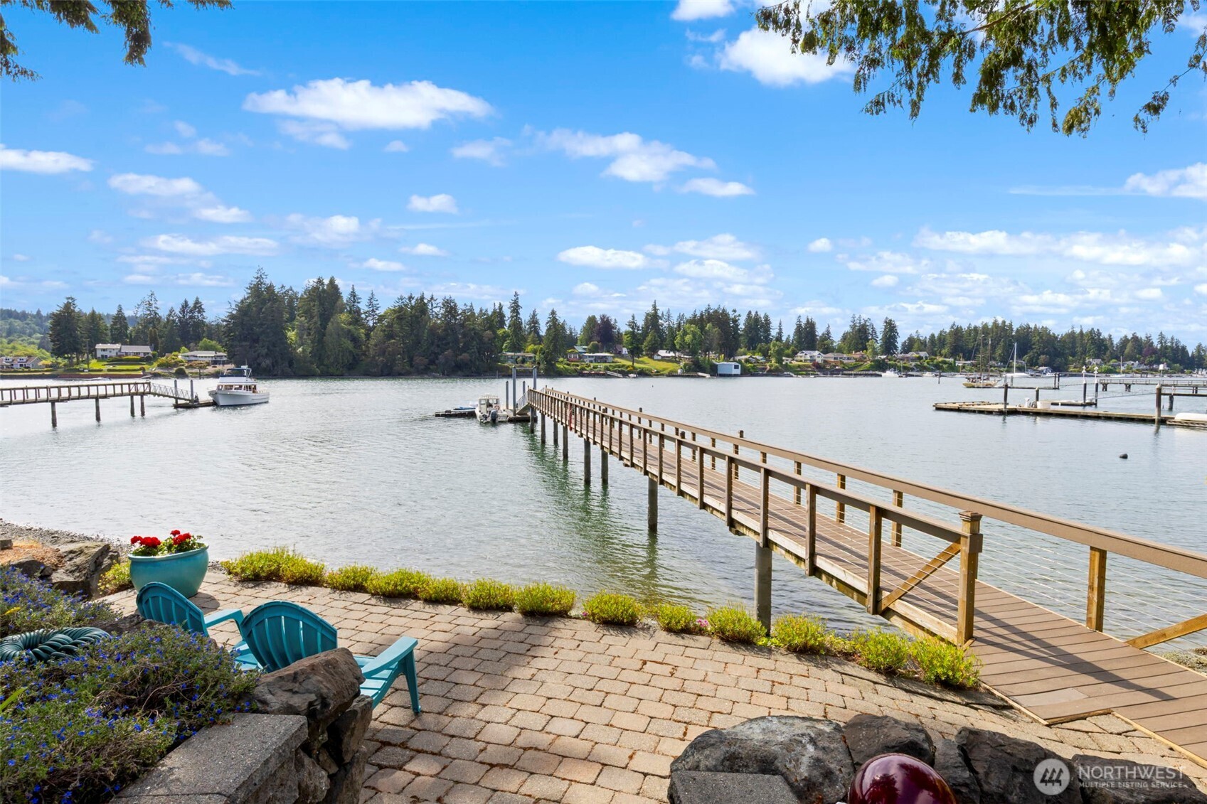 1312 Northeast Peterson Road Keyport, WA 98345 - Photo 32 of 40