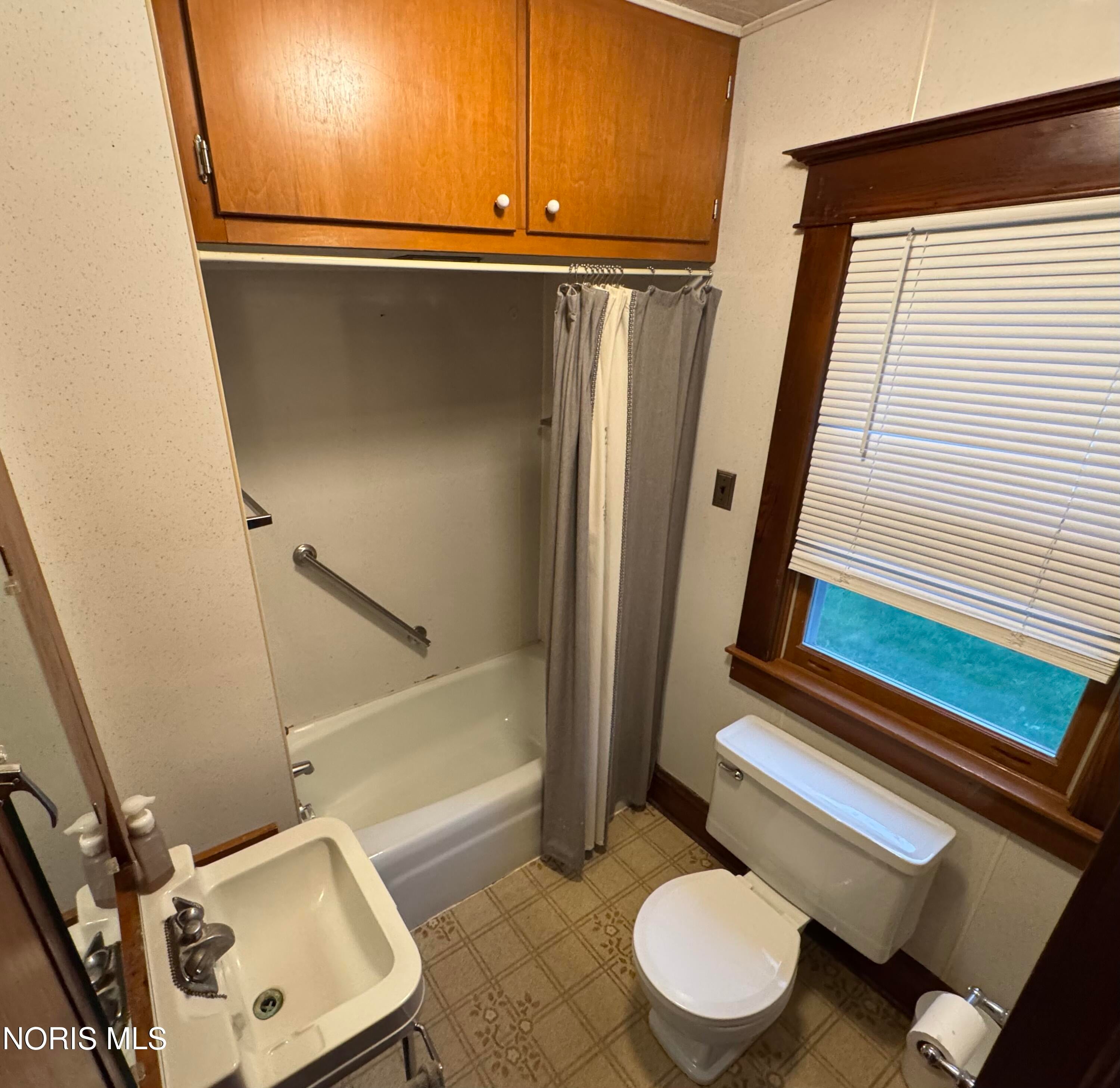 8015 Rd R-7 Columbus Grove, OH 45830 - Photo 15 of 22 Gallery Image 15