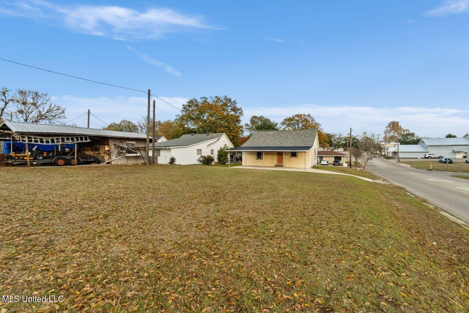 104 North 14th Avenue Laurel, MS 39440 - Photo 19 of 20 20251224023908882939000000-o