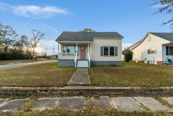 $119,925 | 104 North 14th Avenue, Laurel, MS 39440