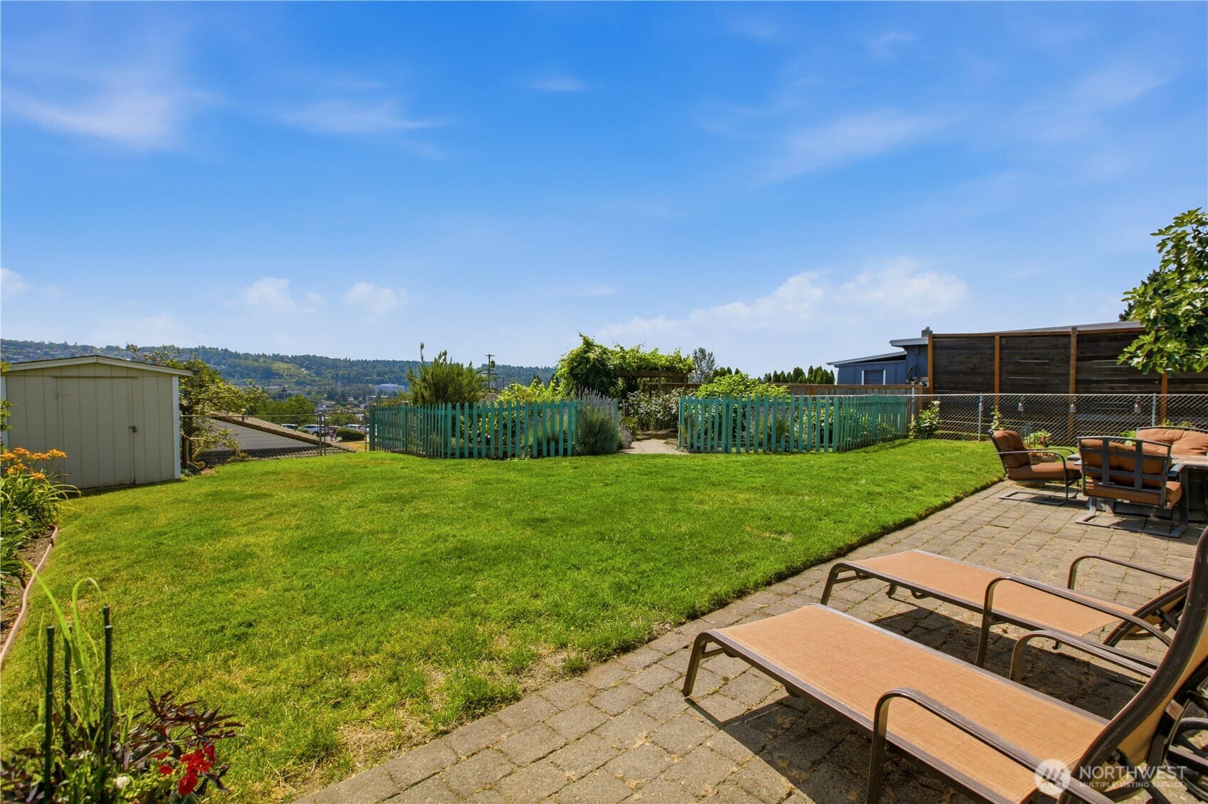 324 Stevens Avenue Southwest Renton, WA 98057 - Photo 29 of 40 Gallery Image 29