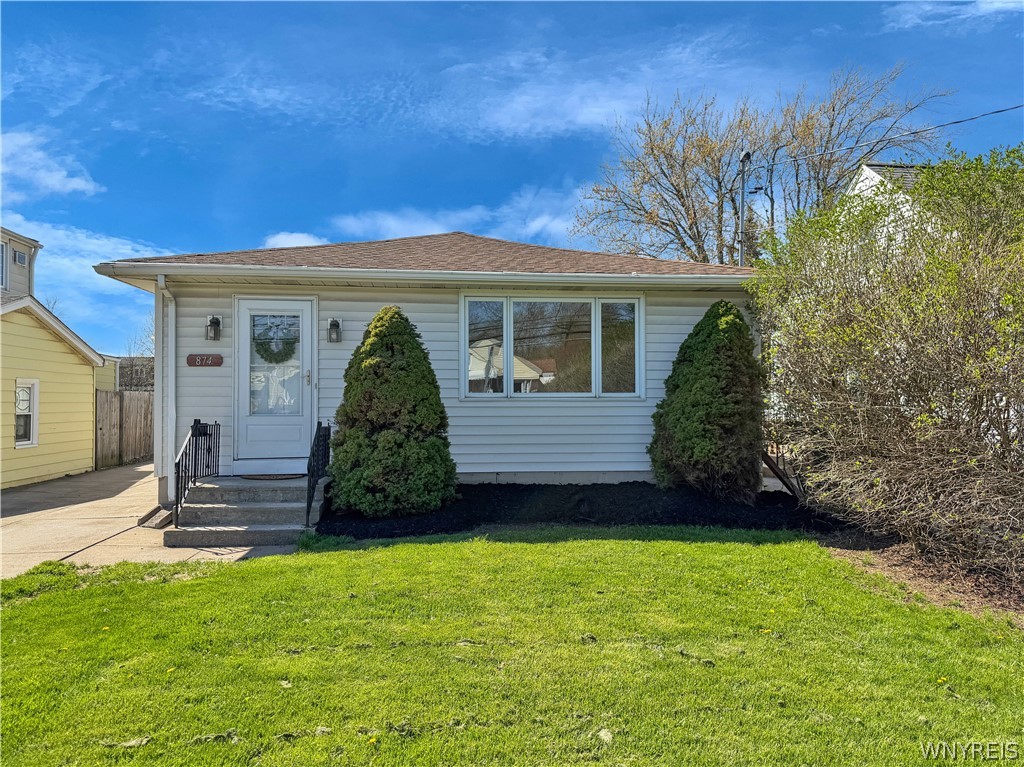 874 Beach Road Cheektowaga, NY 14225 - Photo 2 of 38