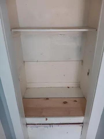 a view of walk in closet