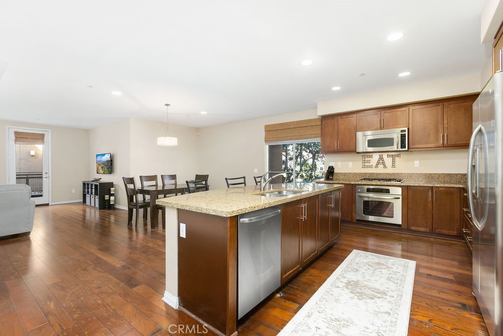 623 Rockefeller Irvine, CA 92612 - Photo 9 of 17