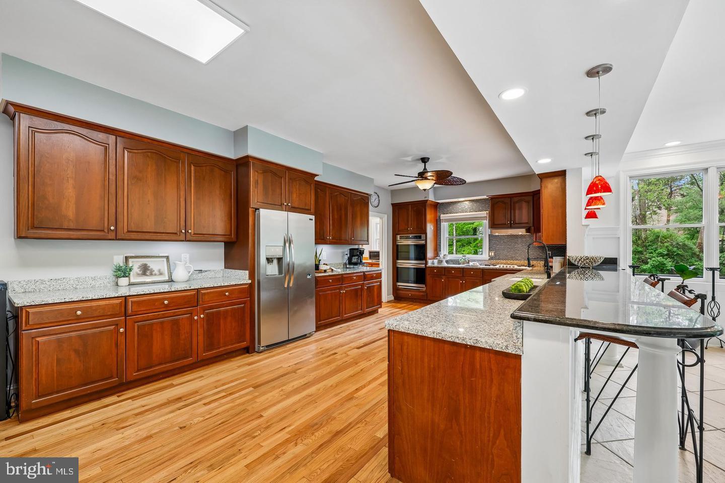 13120 Esworthy Road Potomac, MD 20854 - Photo 29 of 83 Light Filled Chef's Kitchen