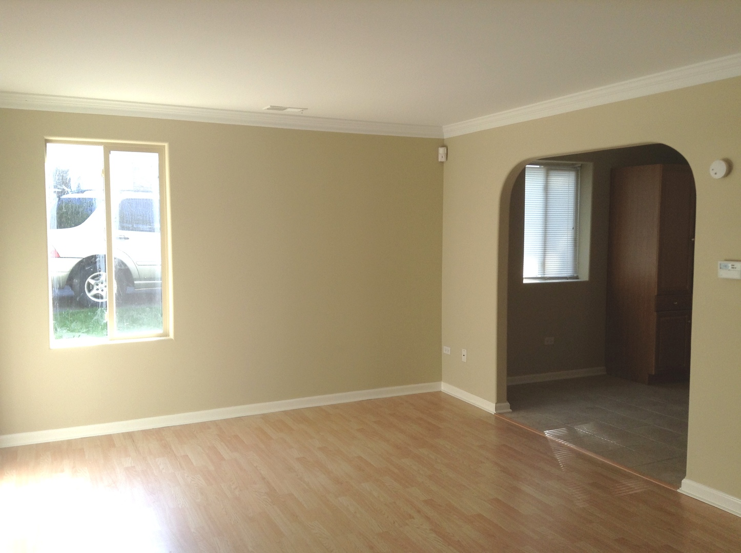 32 Monee Road Park Forest, IL 60466 - Photo 3 of 4 an empty room with windows and closet