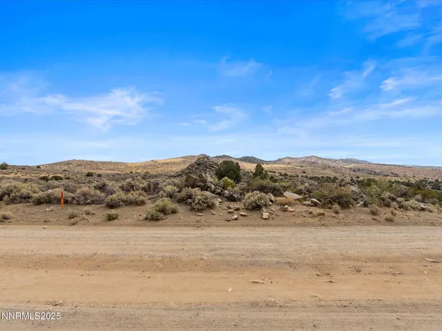 a view of mountain view and mountain